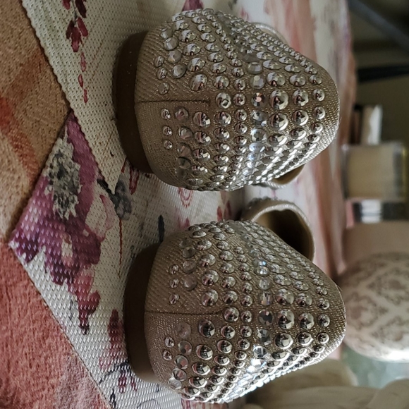 ‼🤍‼D'Orsay Gold Cream & Silver metallic flat sz 6 - Picture 6 of 6